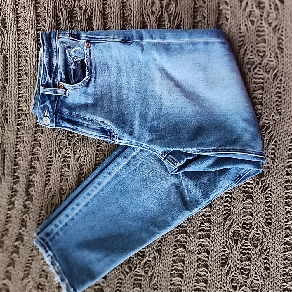 American Eagle Mom Jeans